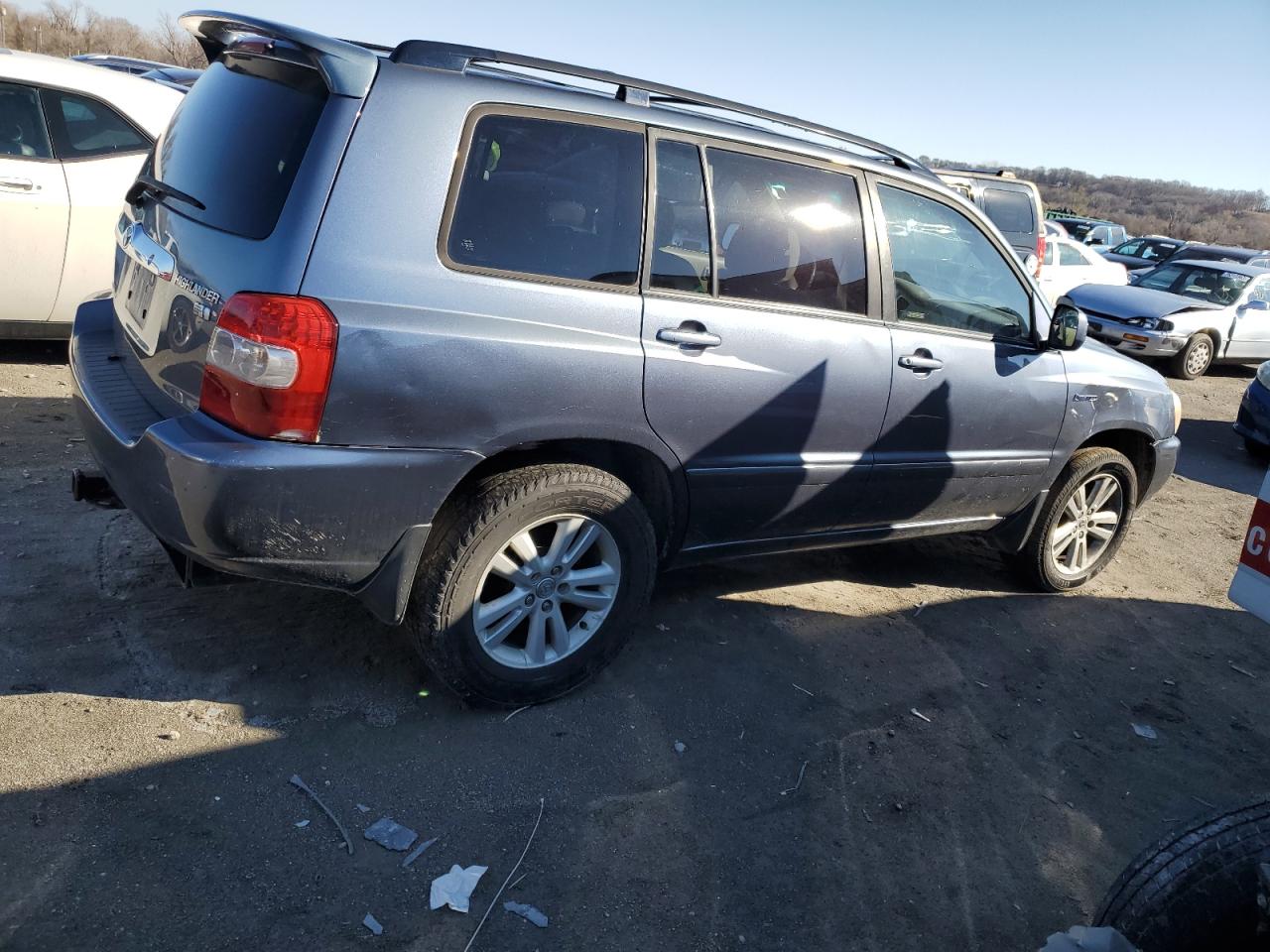 Image 3 of 2006 TOYOTA HIGHLANDER HYBRID 2006 with VIN JTEEW21A360017144