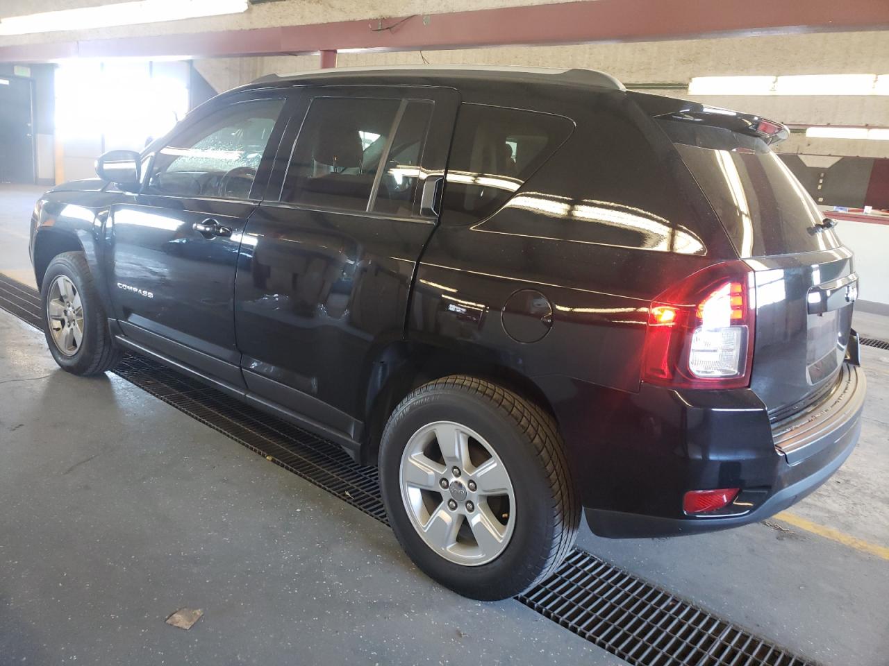 Image 2 of 2017 JEEP COMPASS LATITUDE 2017 with VIN 1C4NJCEA1HD212447