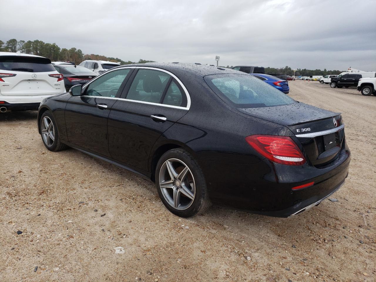Image 2 of Mercedes-Benz E 300 4Matic 2017 with VIN WDDZF4KBXHA202688