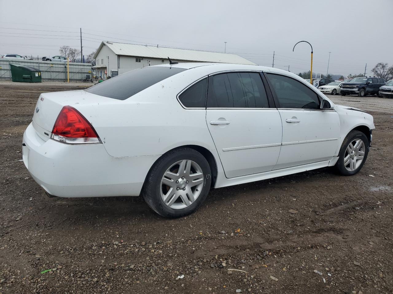 Image 3 of 2014 CHEVROLET IMPALA LIMITED LT 2014 with VIN 2G1WB5E38E1117219