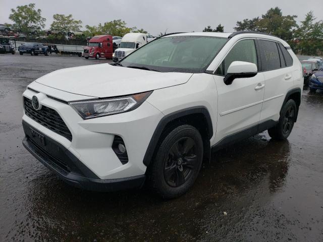 Изображение 1 2020 TOYOTA RAV4 XLE 2020 с VIN JTMP1RFV2LD058997