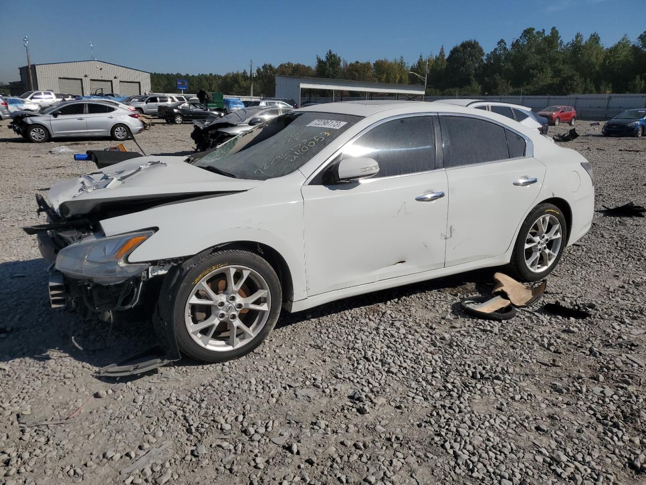 Nissan Maxima S 2013 image