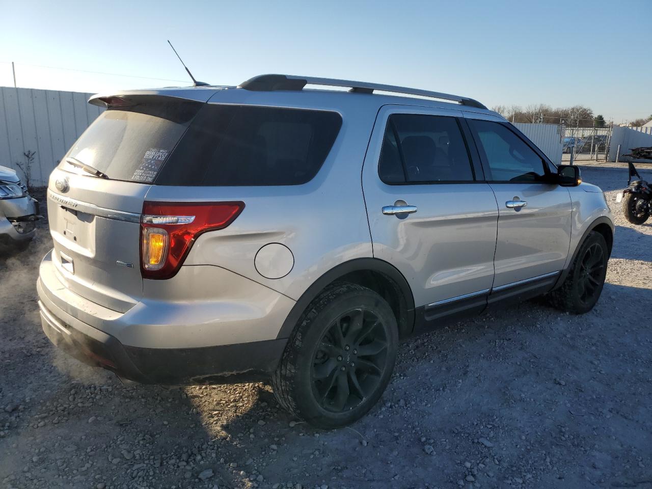 Image 3 of 2014 FORD EXPLORER XLT 2014 with VIN 1FM5K8D83EGB83628