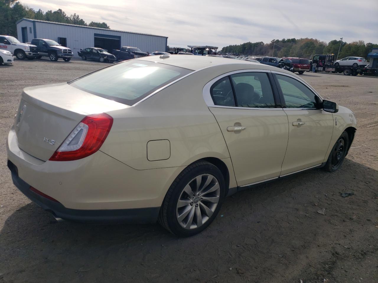 Obraz 3 z 2014 LINCOLN MKS  2014 z VIN 1LNHL9DK0EG610162