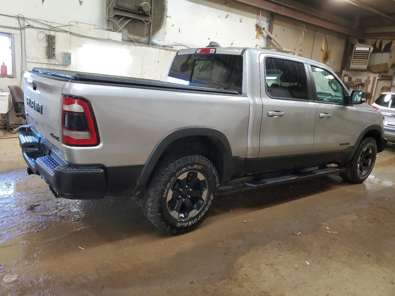 Изображение 3 2020 RAM 1500 REBEL 2020 с VIN 1C6SRFLT6LN160521