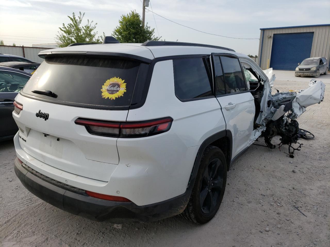 Image 3 of 2023 JEEP GRAND CHEROKEE L LAREDO 2023 with VIN 1C4RJKAG4P8739976