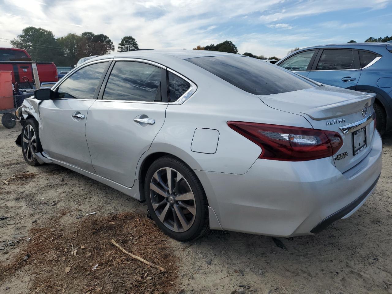 Image 2 of 2017 NISSAN ALTIMA 2.5 2017 with VIN 1N4AL3APXHC273973