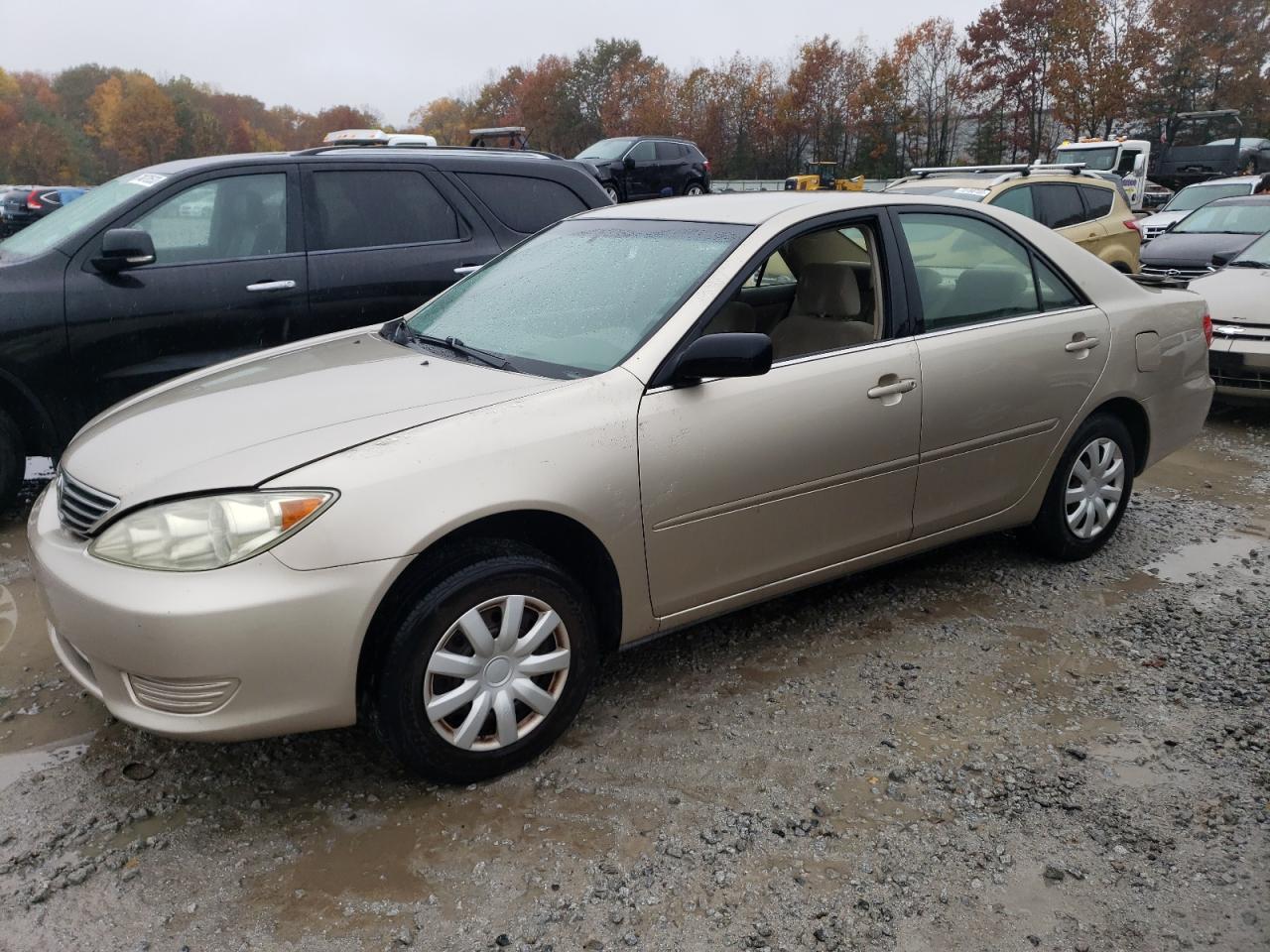 Obraz 1 z 2006 TOYOTA CAMRY LE 2006 z VIN JTDBE32K563059630