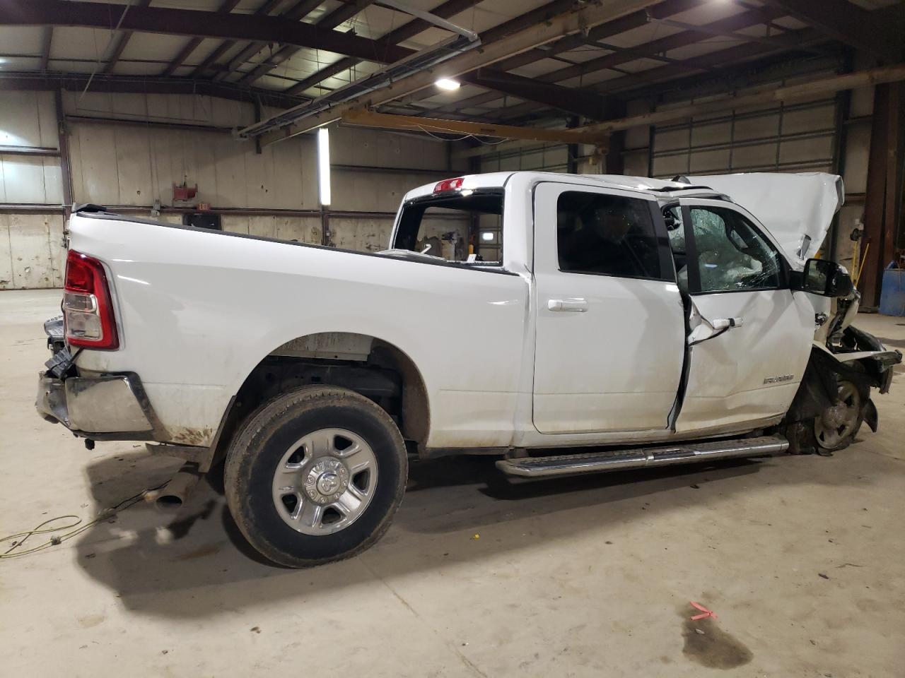 Image 3 of 2022 RAM 2500 BIG HORN/LONE STAR 2022 with VIN 3C6UR5DLXNG321322