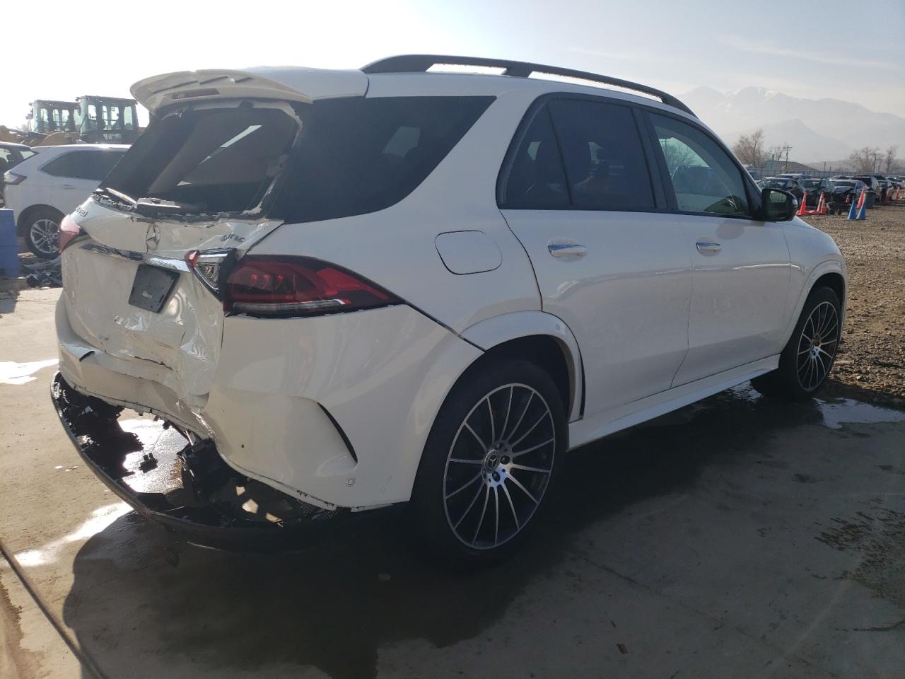 Image 3 of 2023 MERCEDES-BENZ GLE 450 4MATIC 2023 with VIN 4JGFB5KB0PA910165