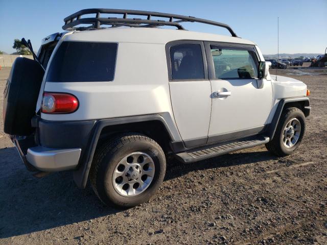 Image 3 of 2013 TOYOTA FJ CRUISER  2013 with VIN JTEBU4BF8DK152250