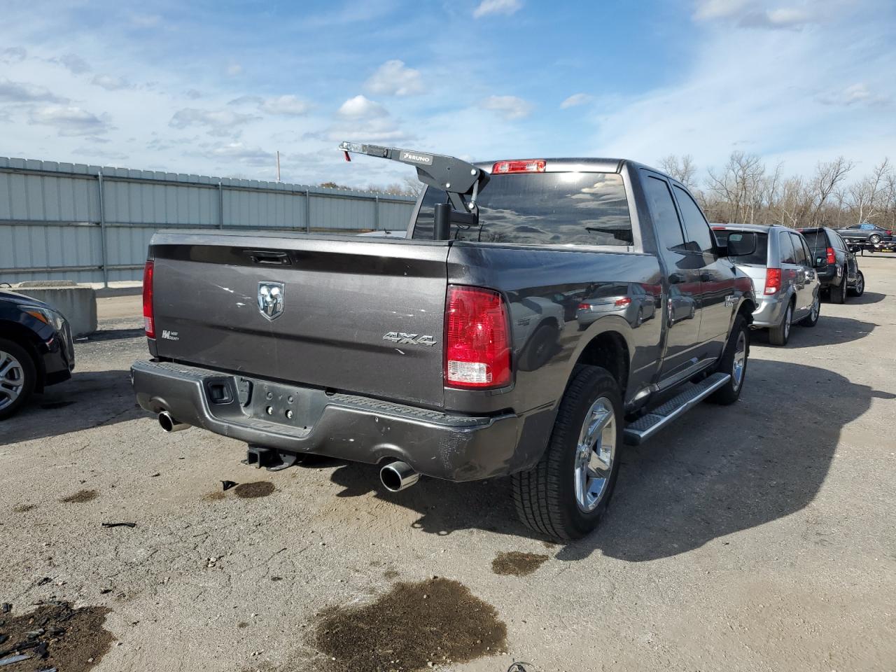 Image 3 of 2017 RAM 1500 ST 2017 with VIN 1C6RR7FT9HS720976