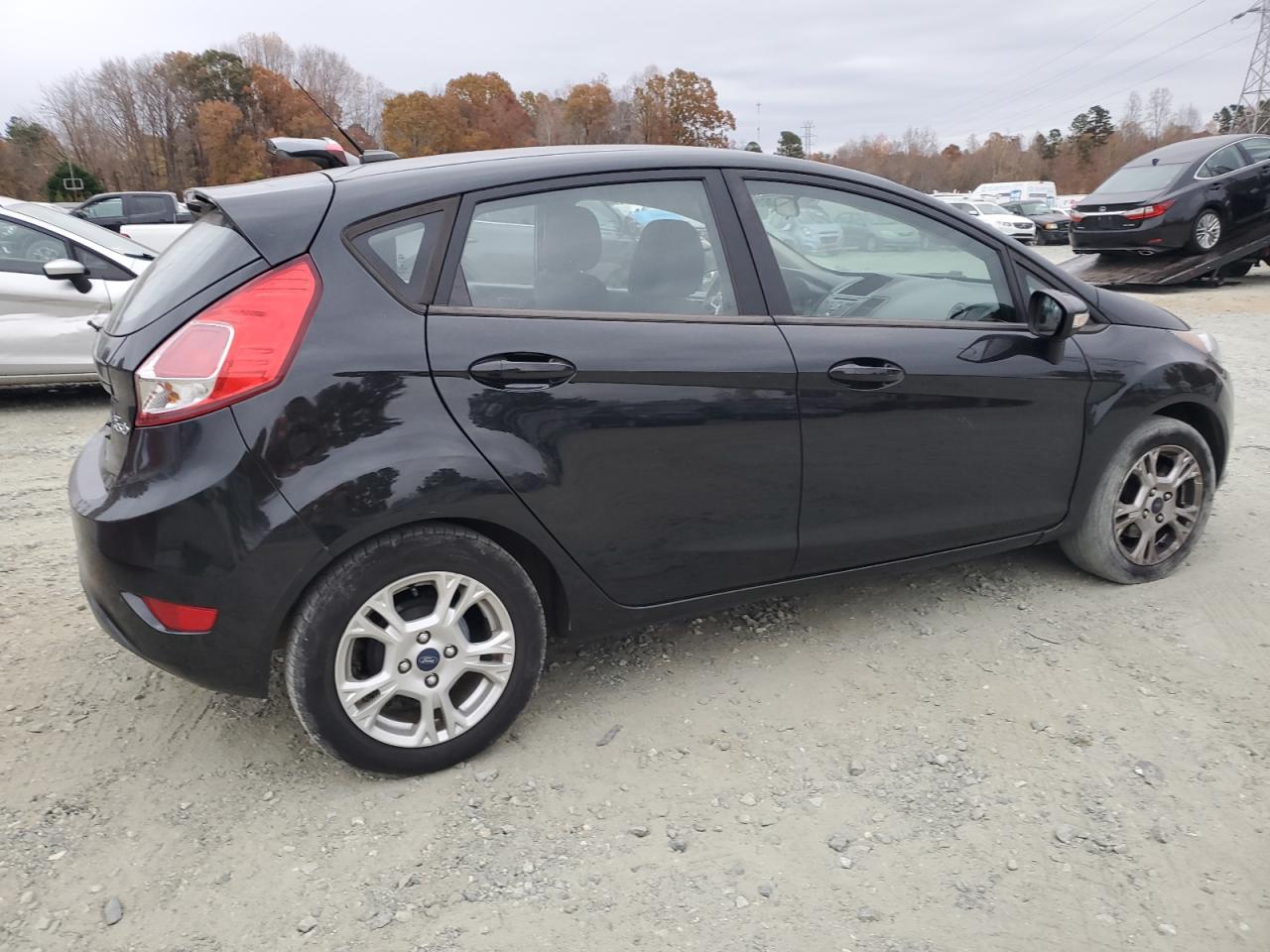 Изображение 3 2015 FORD FIESTA SE 2015 с VIN 3FADP4EJ3FM204986