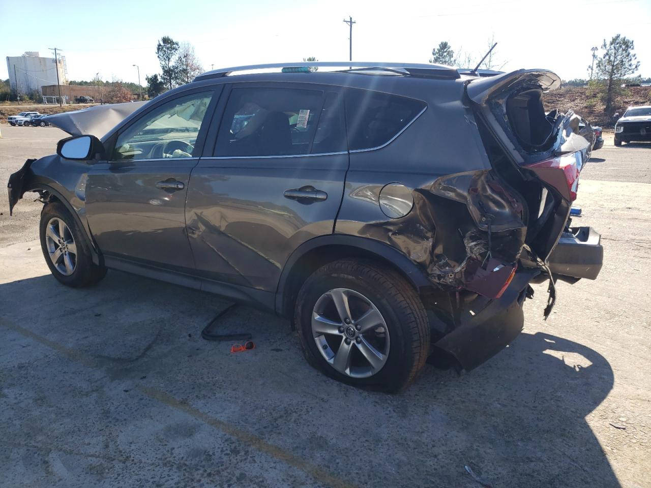 Image 2 of 2015 TOYOTA RAV4 XLE 2015 with VIN JTMWFREV7FD049280