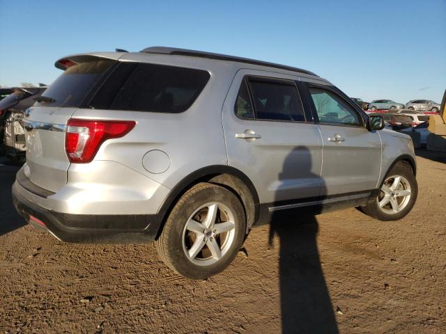 Image 3 of 2018 FORD EXPLORER XLT 2018 with VIN 1FM5K7D85JGA87598