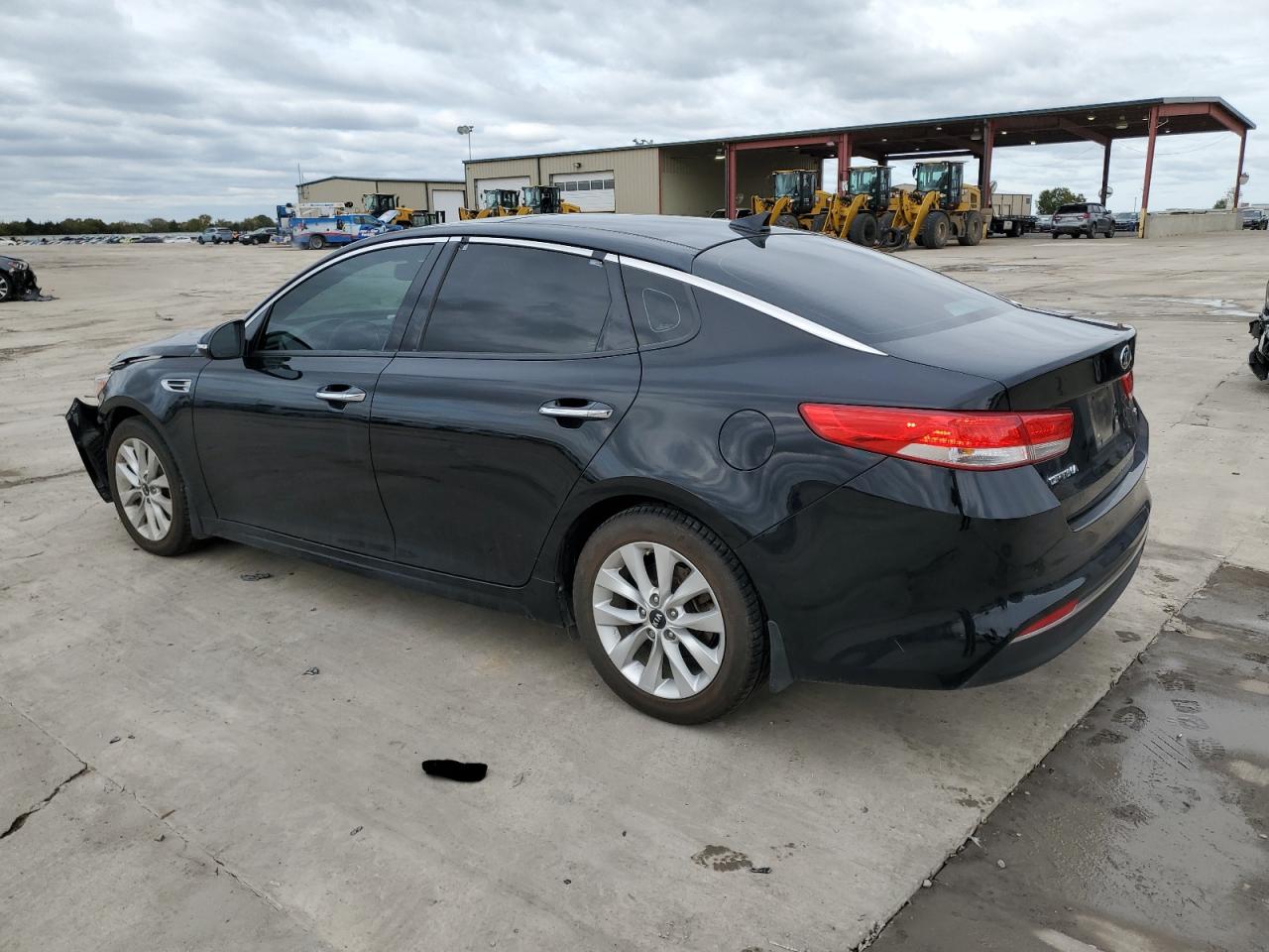 Изображение 2 2016 KIA OPTIMA EX 2016 с VIN 5XXGU4L36GG075522