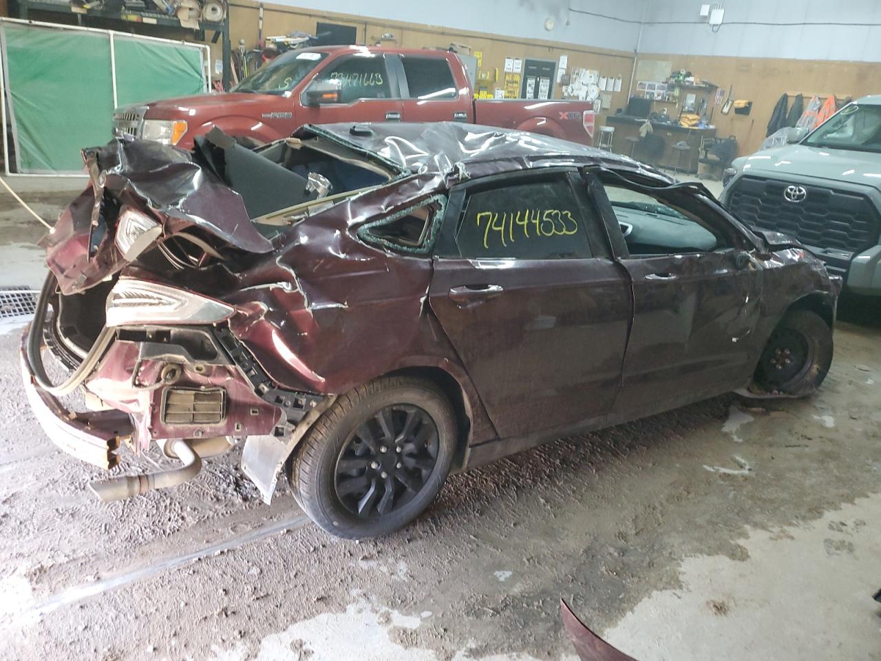 Изображение 3 2013 FORD FUSION S 2013 с VIN 3FA6P0G70DR141428