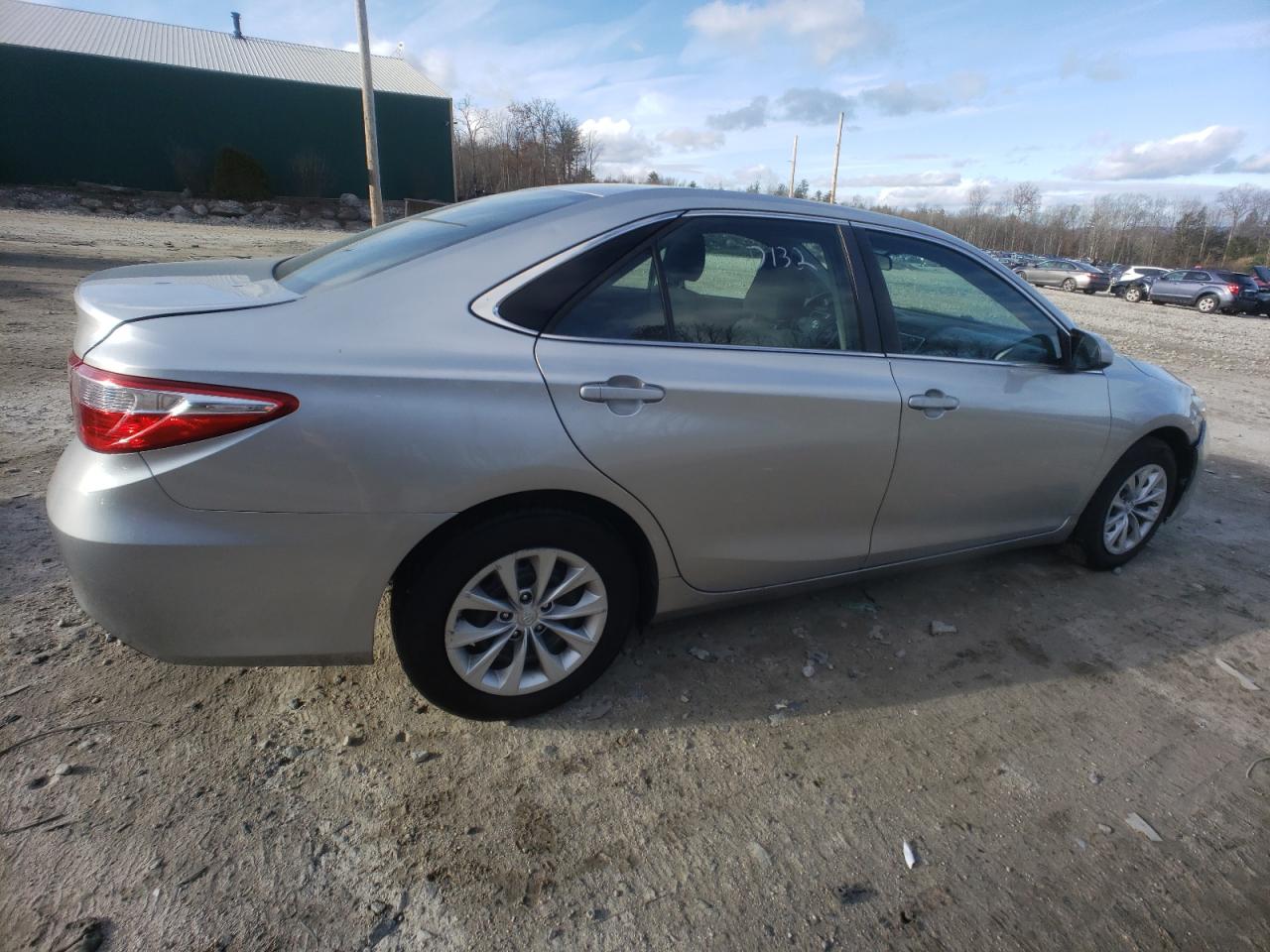 Image 3 of 2015 TOYOTA CAMRY LE 2015 with VIN 4T4BF1FK1FR503173