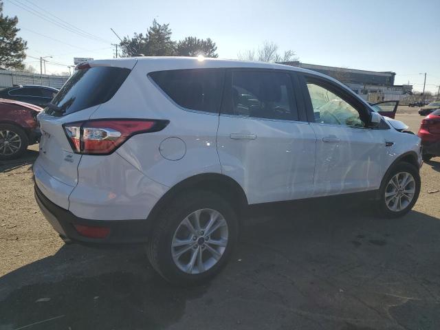 Obraz 3 z 2017 FORD ESCAPE SE 2017 z VIN 1FMCU0GD7HUC98606