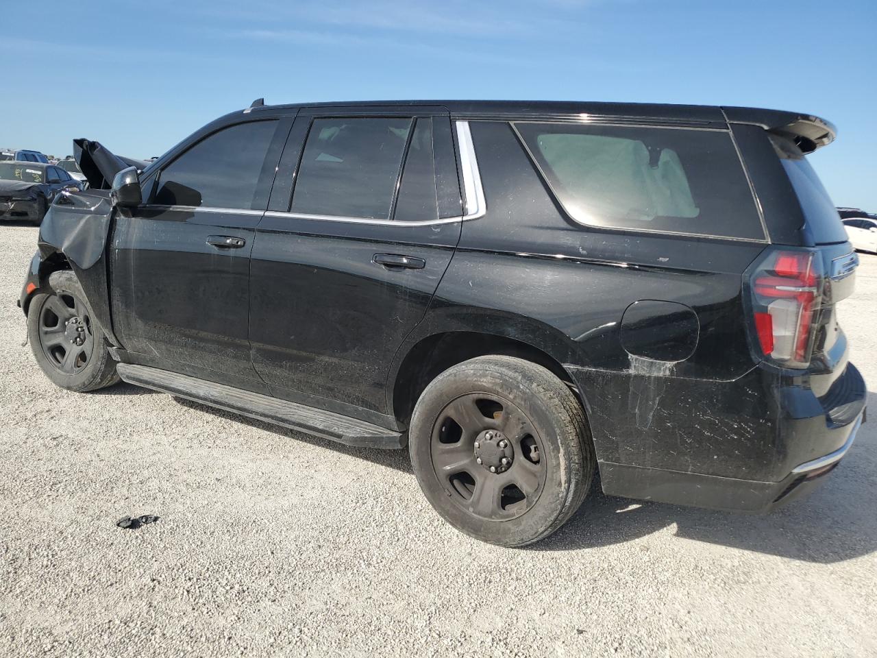 Изображение 2 2022 CHEVROLET TAHOE C1500 2022 с VIN 1GNSCLED7NR144992