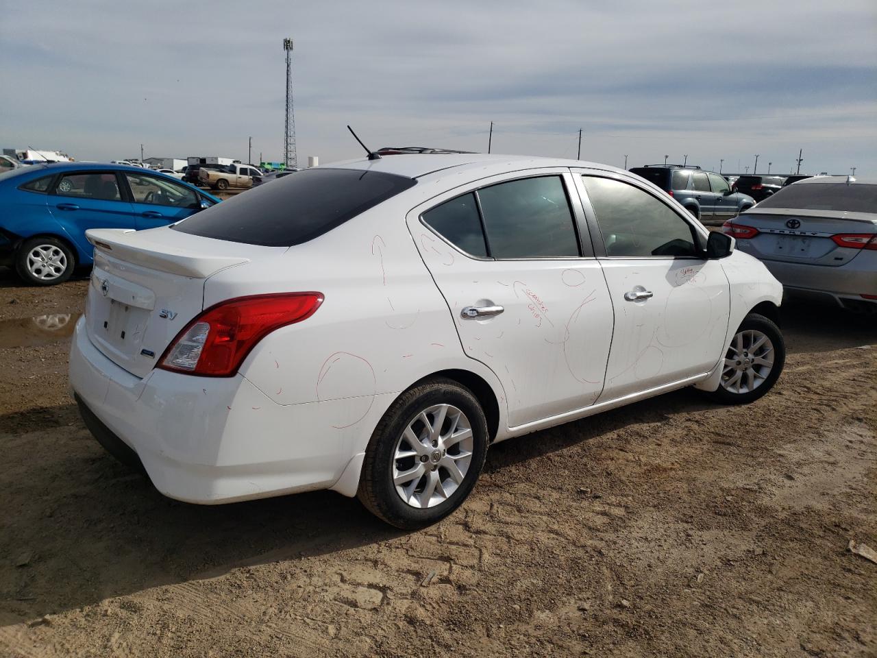 Изображение 3 2015 NISSAN VERSA S 2015 с VIN 3N1CN7AP6FL837482