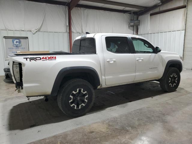 Obraz 3 z 2017 TOYOTA TACOMA DOUBLE CAB 2017 z VIN 5TFCZ5AN4HX115066