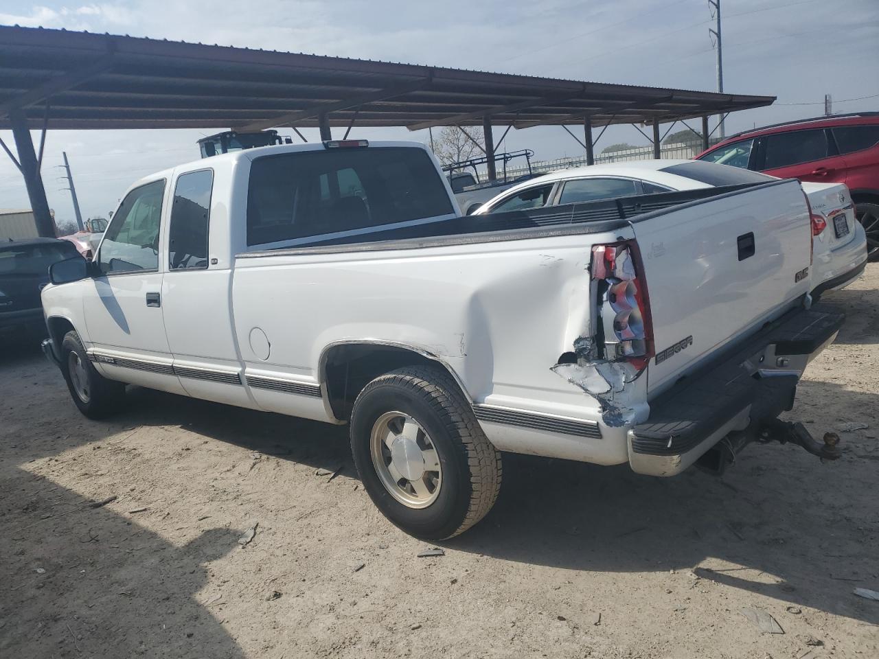 Obraz 2 z 1998 GMC SIERRA C1500 1998 z VIN 2GTEC19R4W1510935