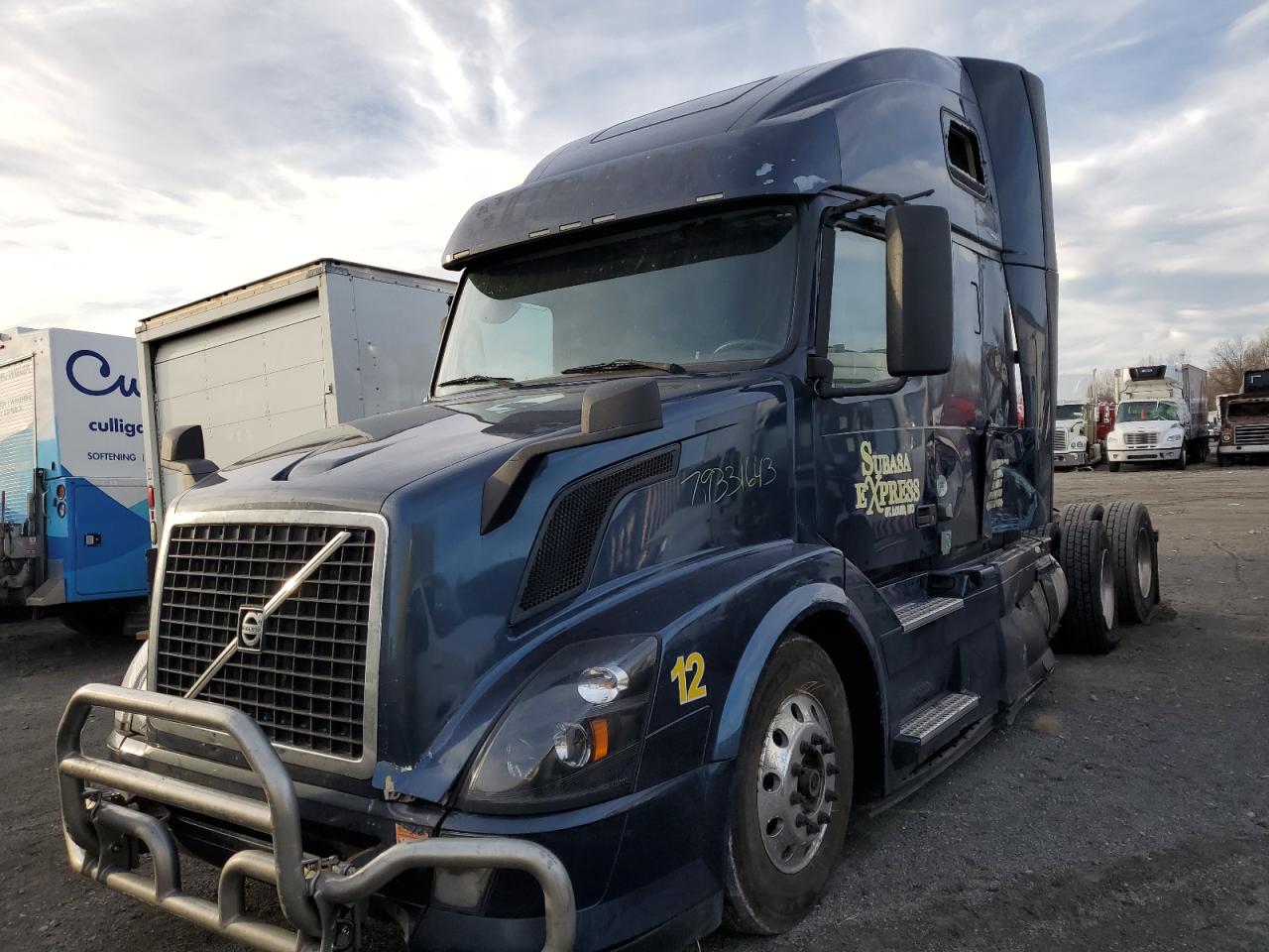 Obraz 2 z 2015 VOLVO VN VNL 2015 z VIN 4V4NC9TJ0FN918160