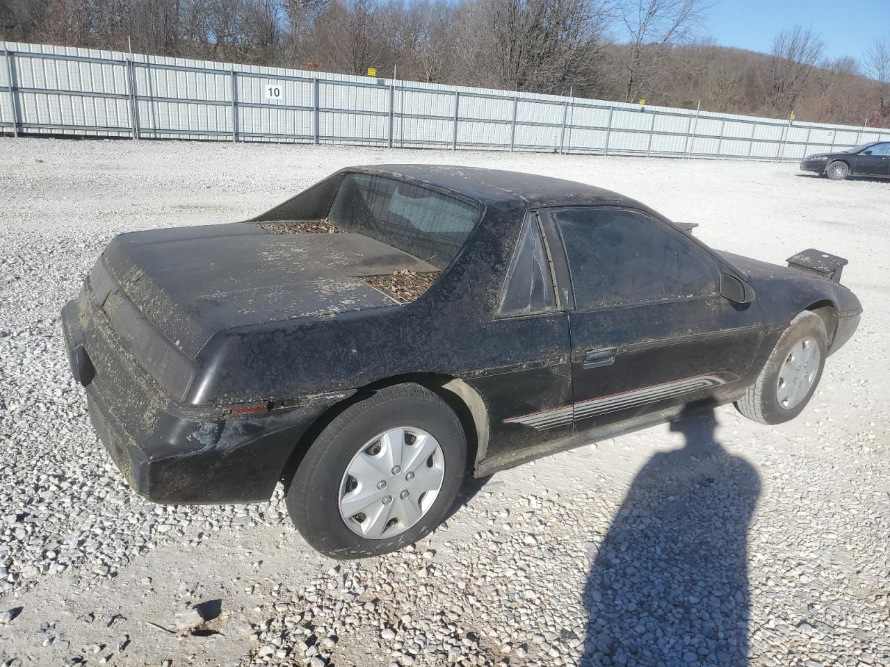 Obraz 3 z 1986 PONTIAC FIERO  1986 z VIN 1G2PE37R0GP253735
