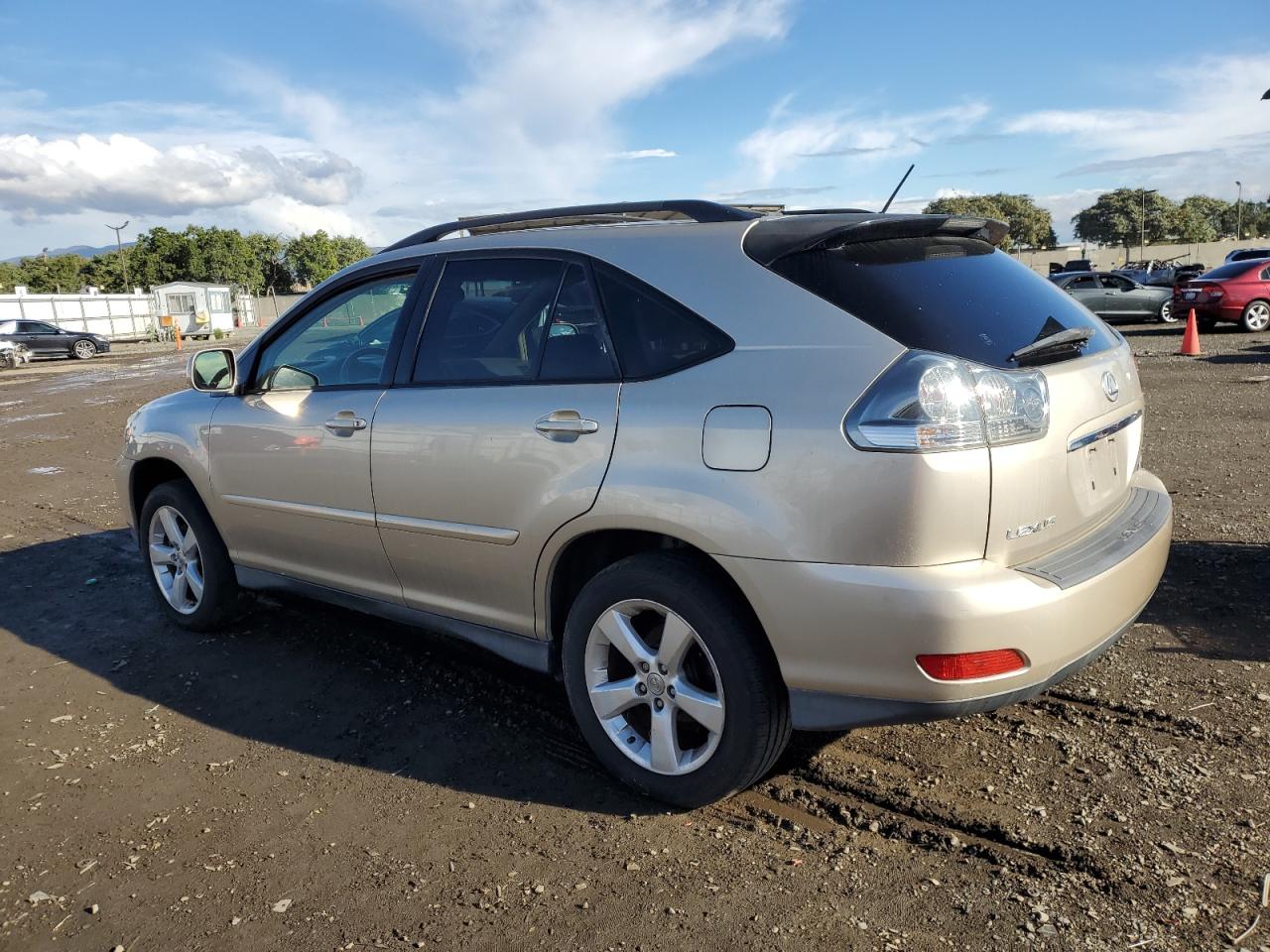 Изображение 2 2004 LEXUS RX 330 2004 с VIN JTJGA31U440014775