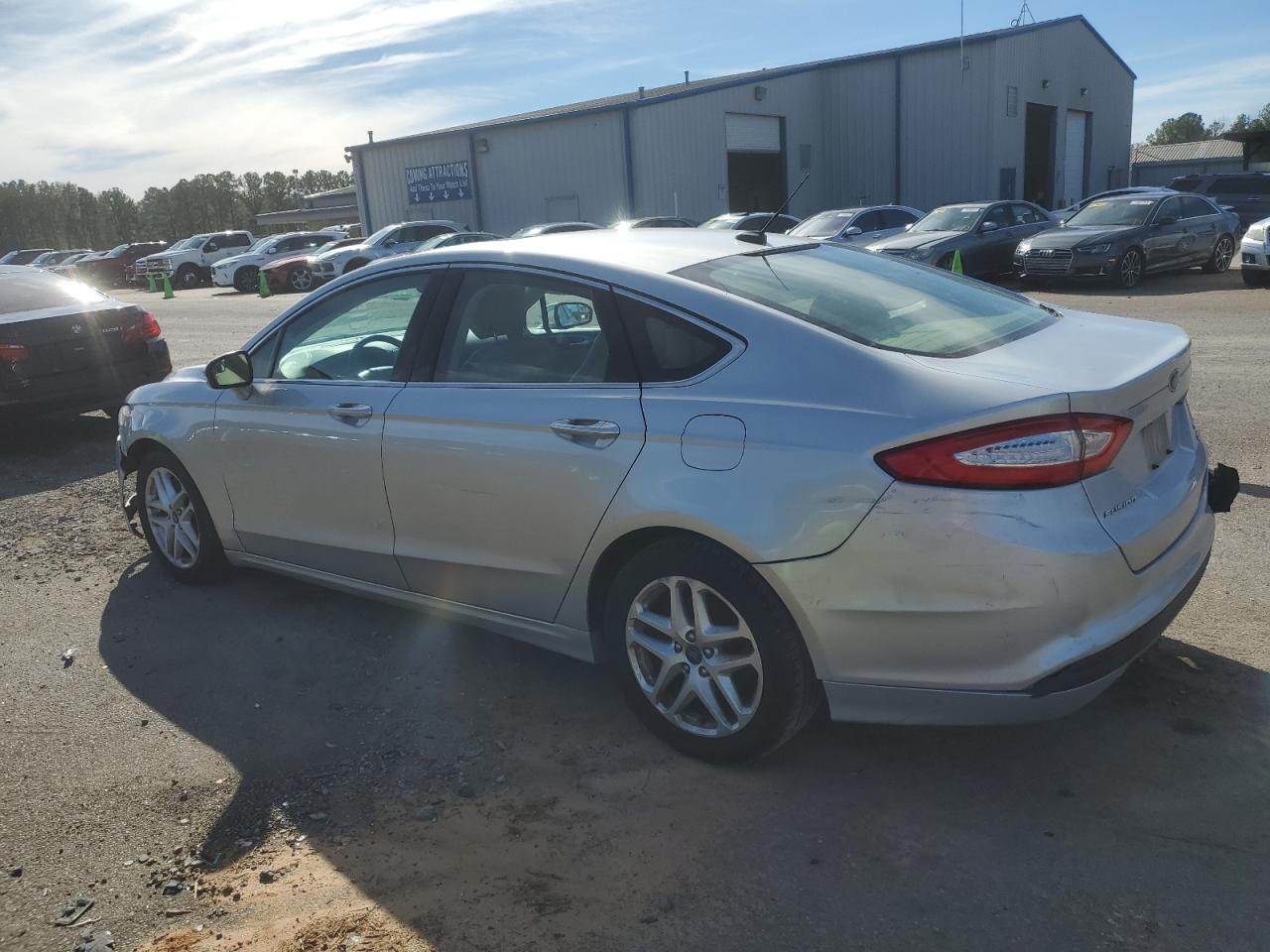 Изображение 2 2015 FORD FUSION SE 2015 с VIN 3FA6P0HD3FR131936