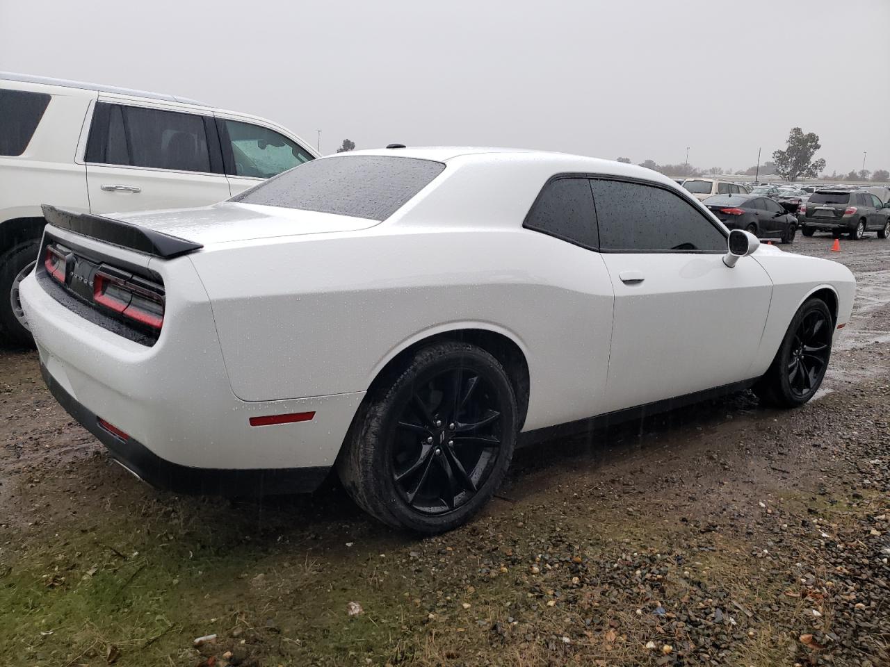 Изображение 3 2018 DODGE CHALLENGER SXT 2018 с VIN 2C3CDZAG4JH316018