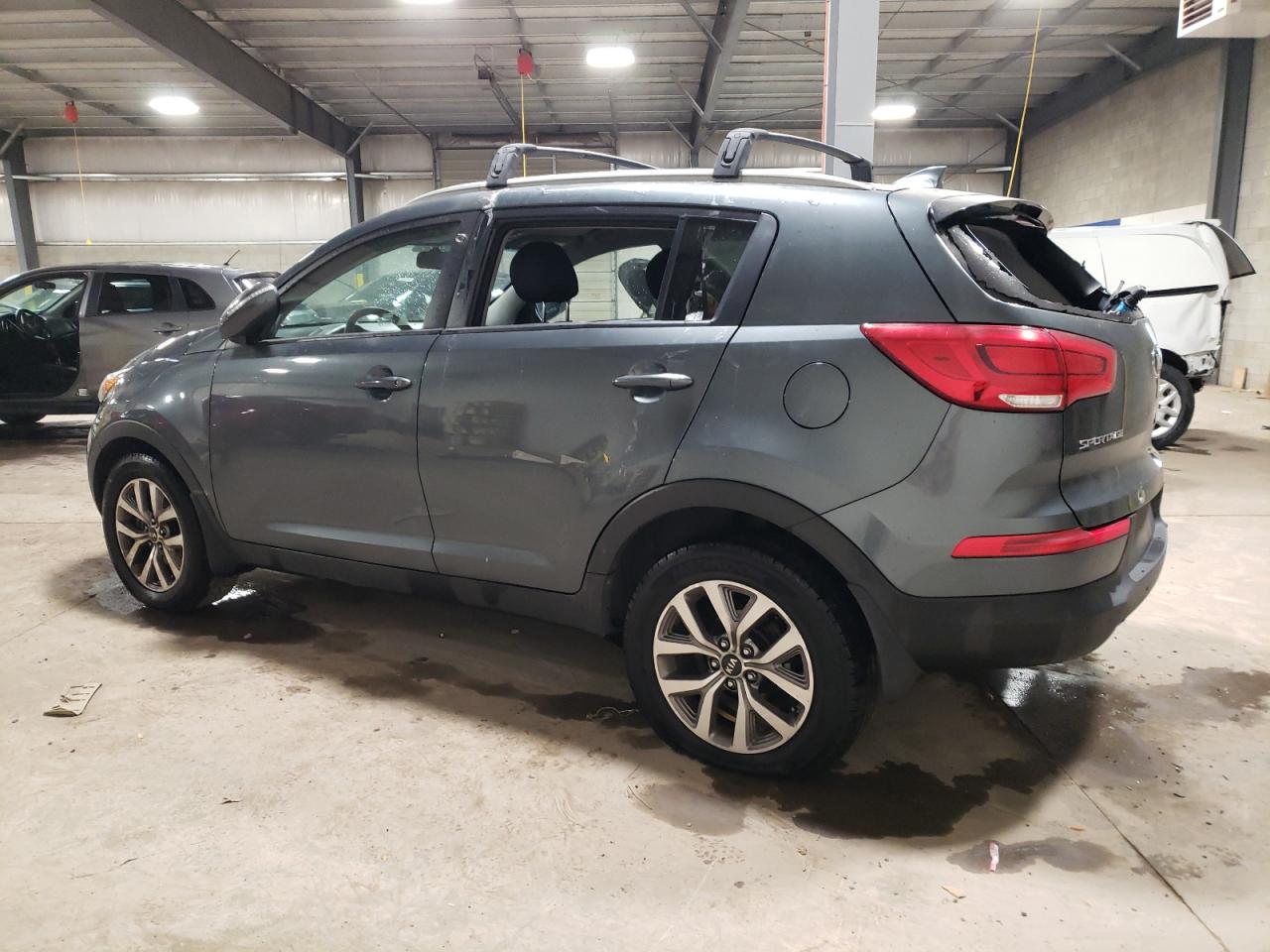 Image 2 of 2014 KIA SPORTAGE BASE 2014 with VIN KNDPB3AC8E7563427