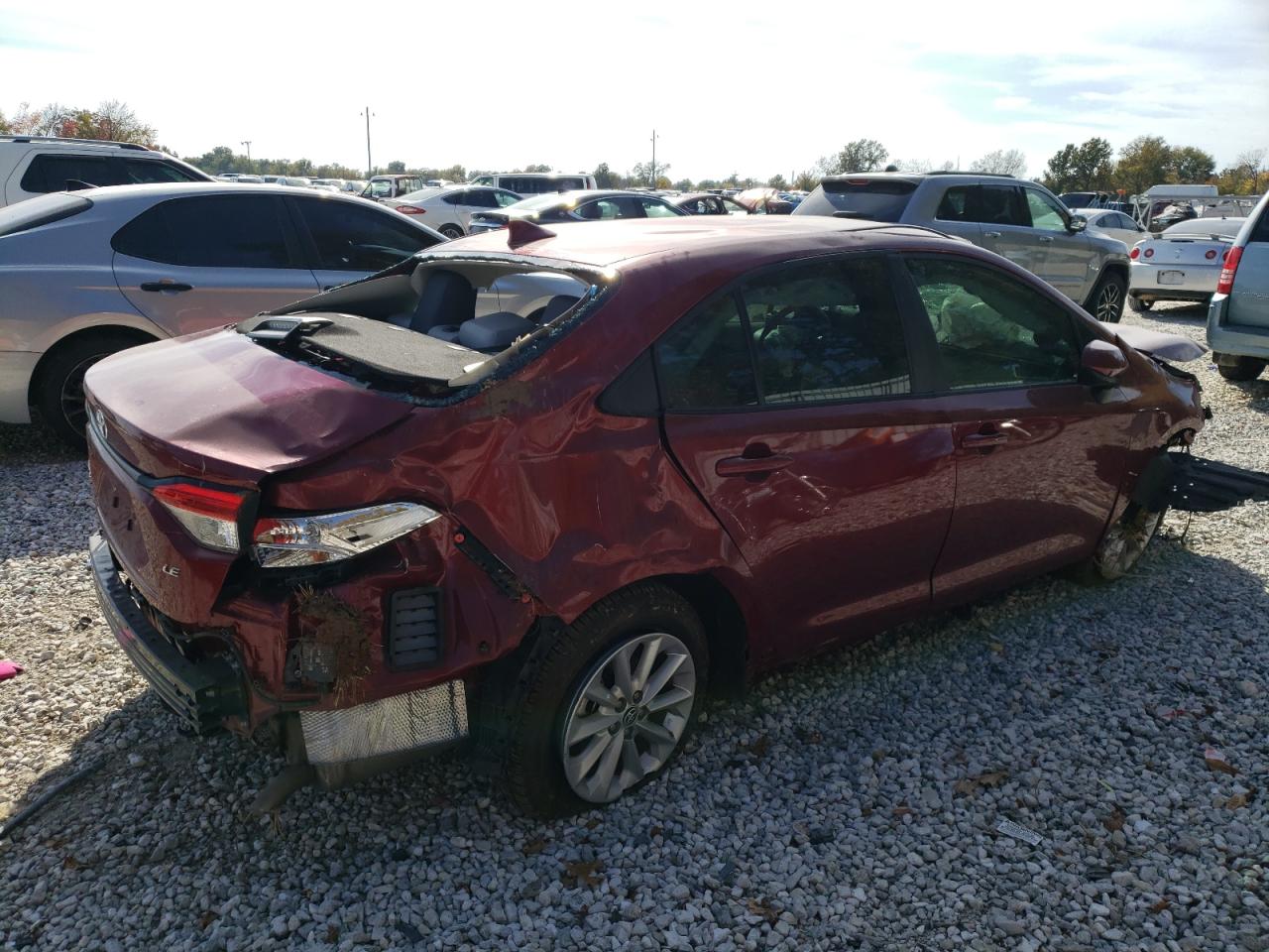 Image 3 of 2022 TOYOTA COROLLA LE 2022 with VIN 5YFVPMAE1NP374231
