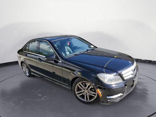 Image 1 of 2013 MERCEDES-BENZ C 300 4MATIC 2013 with VIN WDDGF8AB9DG113122