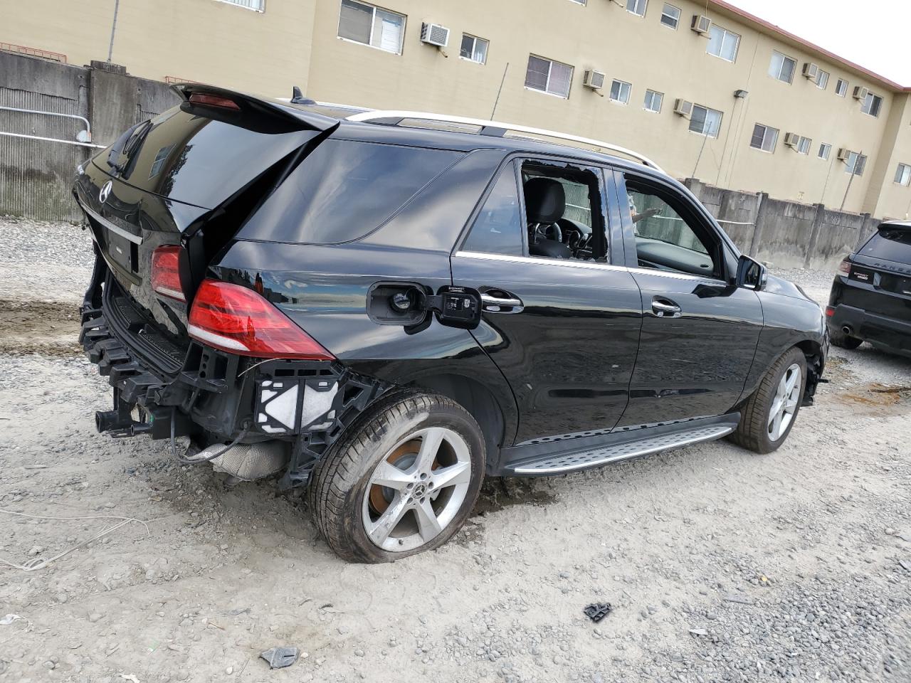 Image 3 of 2018 MERCEDES-BENZ GLE 350 2018 with VIN 4JGDA5JB1JB010047