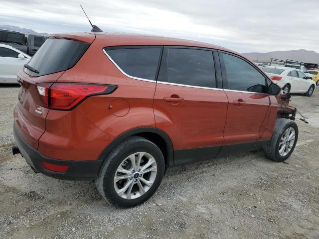 Image 3 of 2019 FORD ESCAPE SE 2019 with VIN 1FMCU0GD4KUA81540