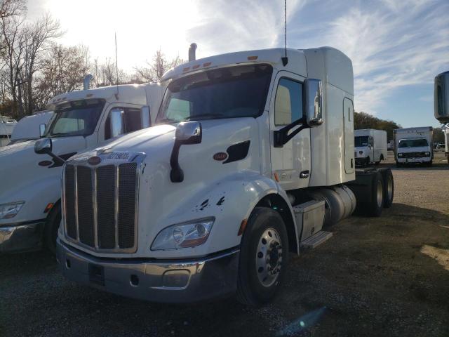 Obraz 2 z 2017 PETERBILT 579  2017 z VIN 1XPBDP9X7HD359693