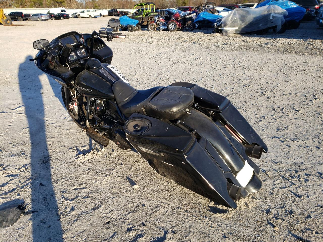 Image 3 of 2018 HARLEY-DAVIDSON FLTRXS ROAD GLIDE SPECIAL 2018 with VIN 1HD1KTC15JB631643