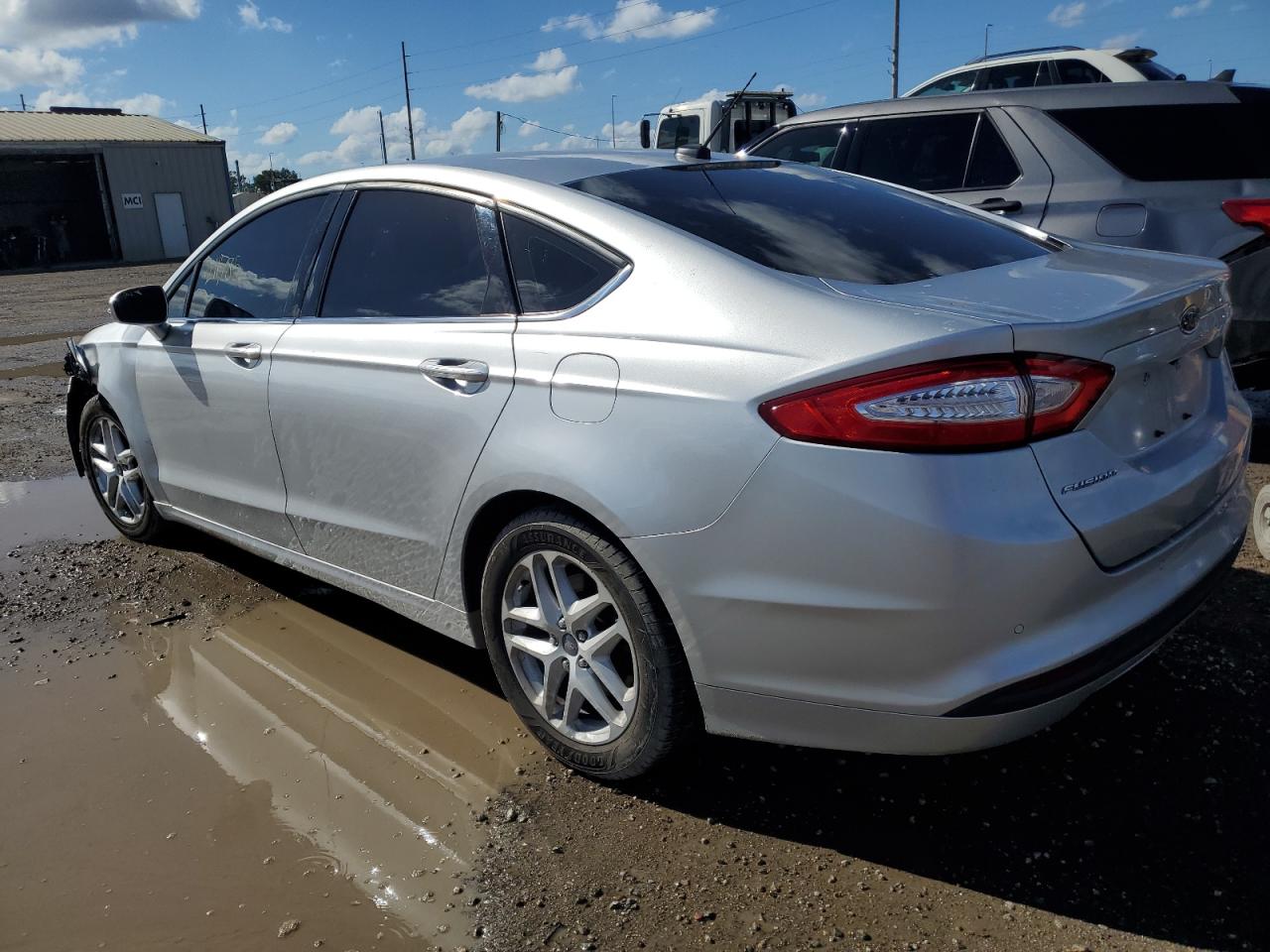 Image 2 of 2016 FORD FUSION SE 2016 with VIN 3FA6P0H75GR254813