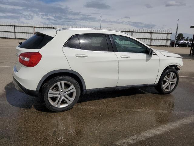 Image 3 of 2017 MERCEDES-BENZ GLA 250 2017 with VIN WDCTG4EB4HJ305429