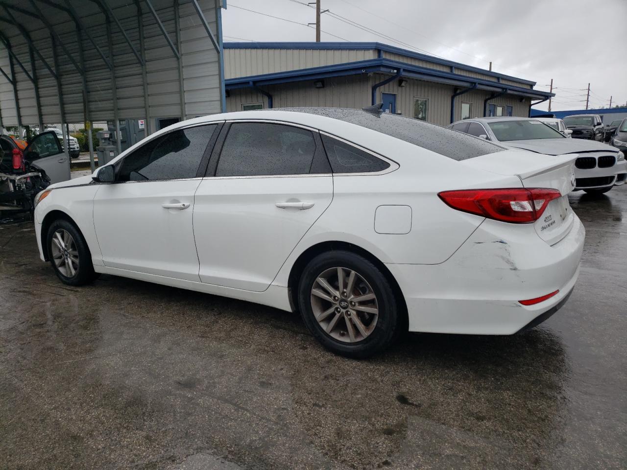 Изображение 2 2017 HYUNDAI SONATA SE 2017 с VIN 5NPE24AF0HH548105