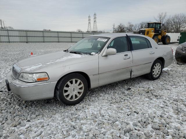 Изображение 2011 LINCOLN TOWN CAR SIGNATURE LIMITED 2011