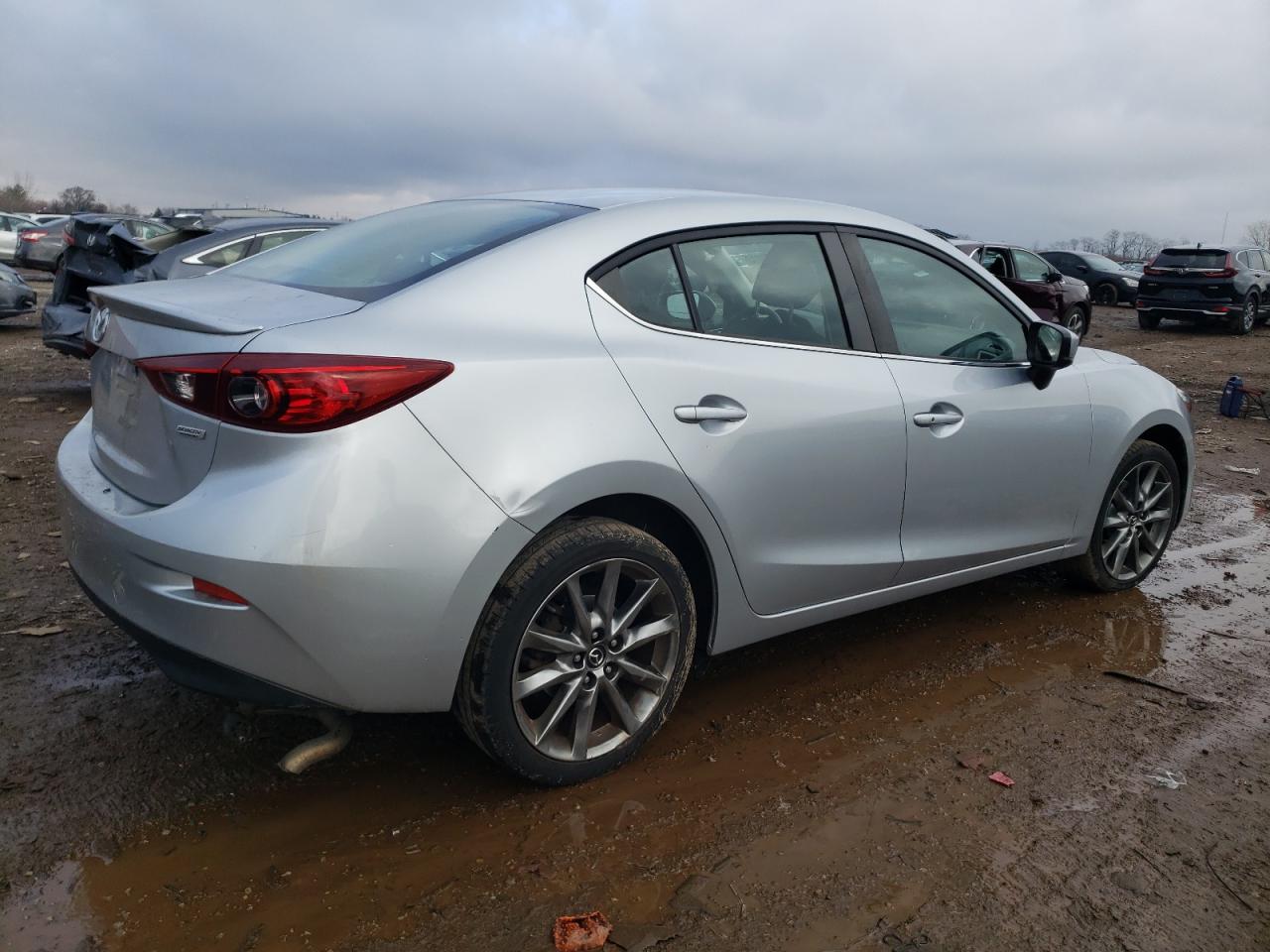Изображение 3 2018 MAZDA 3 TOURING 2018 с VIN 3MZBN1V38JM263299