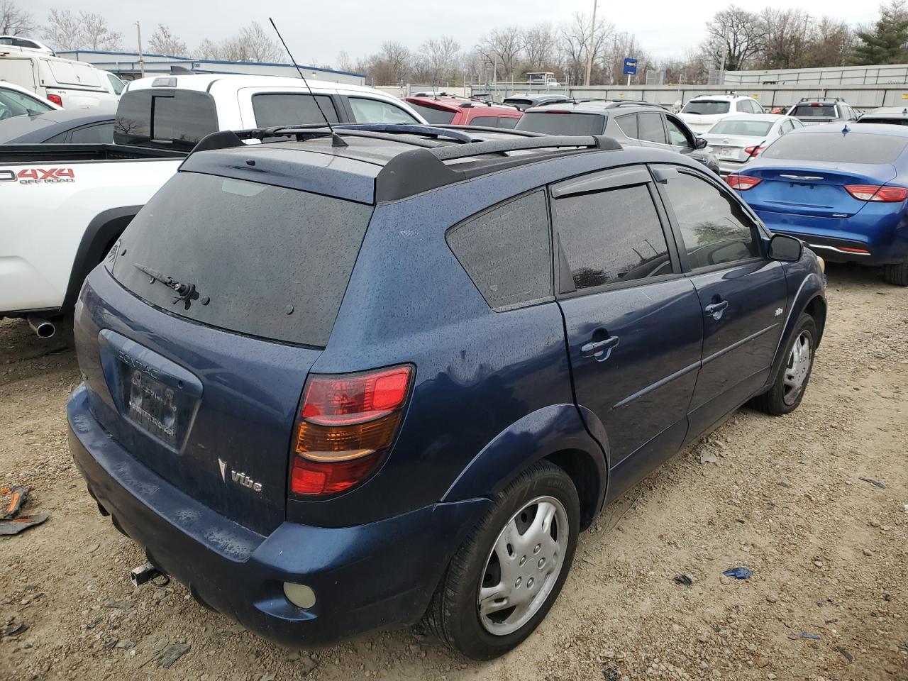 Image 3 of 2005 PONTIAC VIBE  2005 with VIN 5Y2SM63865Z413190