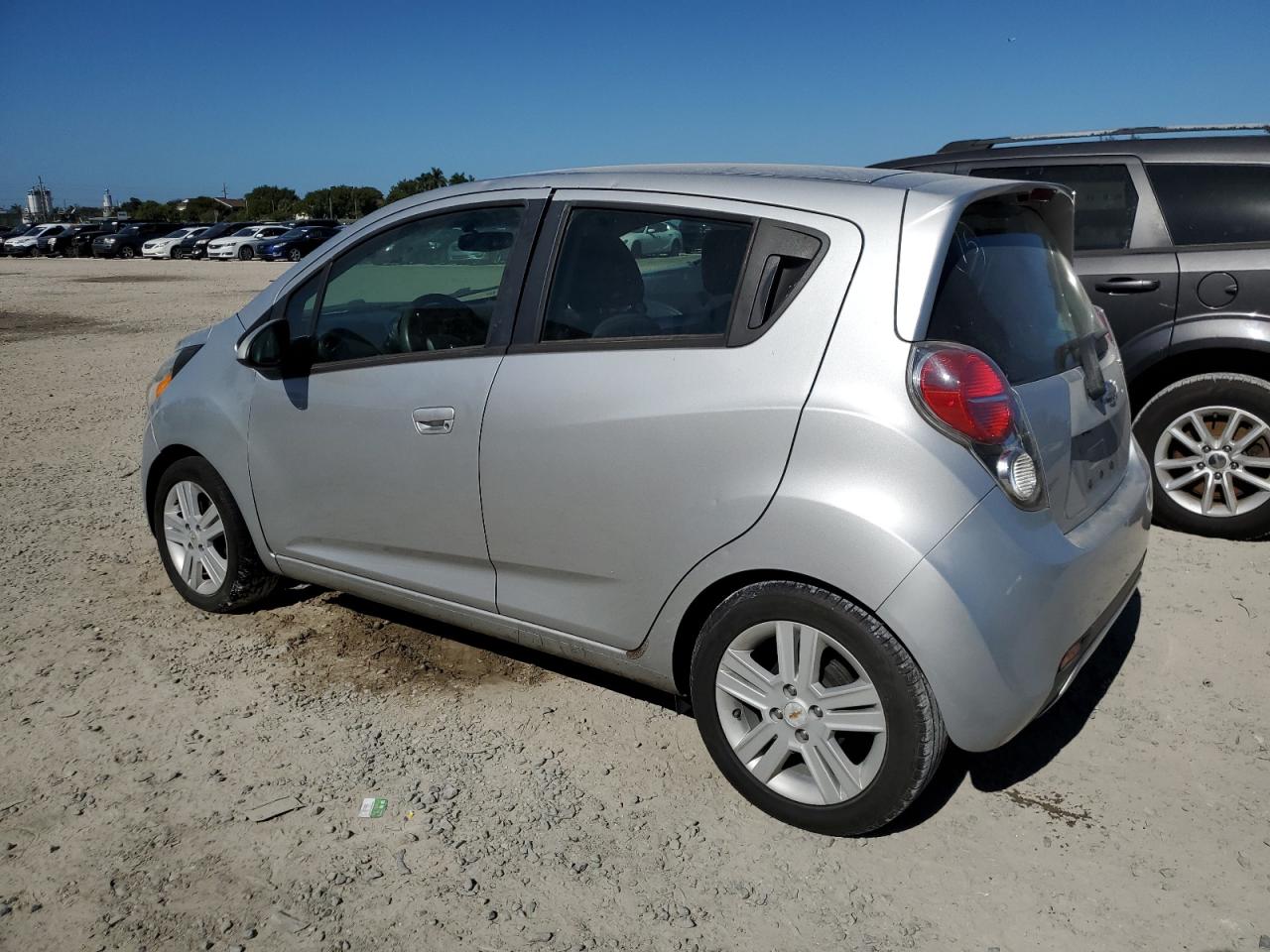 Изображение 2 2013 CHEVROLET SPARK 1LT 2013 с VIN KL8CD6S9XDC617578