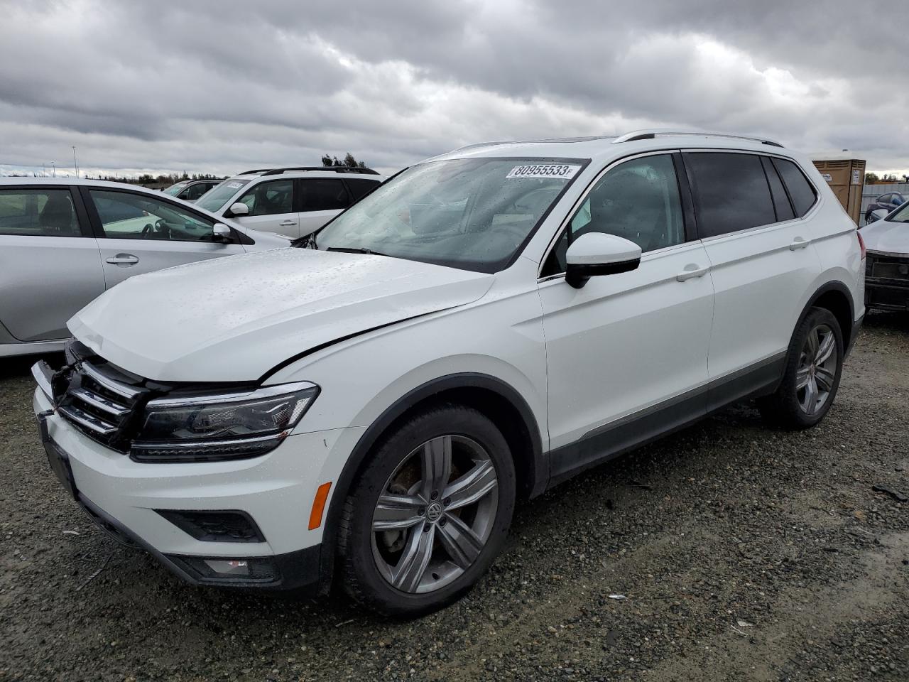 Image 1 of 2019 VOLKSWAGEN TIGUAN SEL PREMIUM 2019 with VIN 3VV4B7AX2KM008019