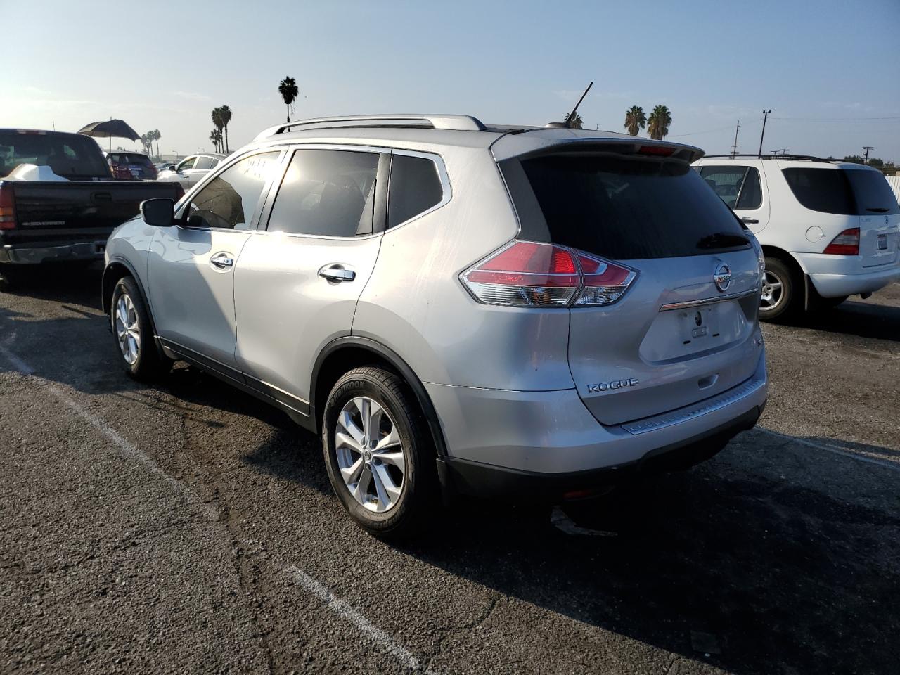 Image 3 of 2015 NISSAN ROGUE S 2015 with VIN 5N1AT2ML5FC834876