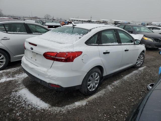 Image 3 of 2018 FORD FOCUS S 2018 with VIN 1FADP3E25JL304875