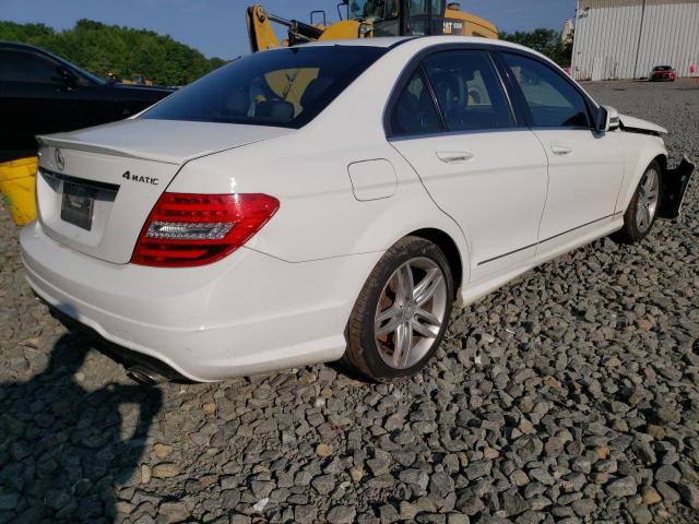 Obraz 3 z 2014 MERCEDES-BENZ C 300 4MATIC 2014 z VIN WDDGF8AB3ER302659
